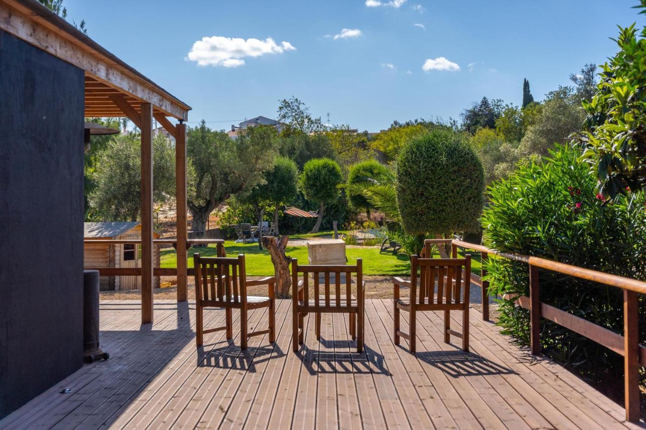 Algarve, Portugal With Pool 4 Ensuite Bedrooms, Private Pool, And Beautiful Gardens Willa